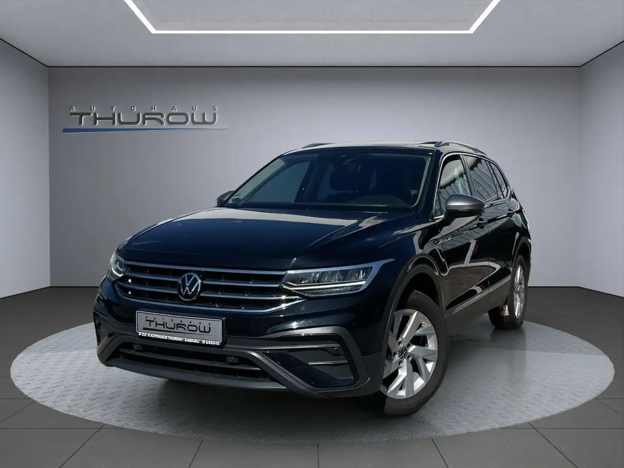 Volkswagen Tiguan Allspace Life 2.0 TDI DSG AHZV Pano Kamer 2