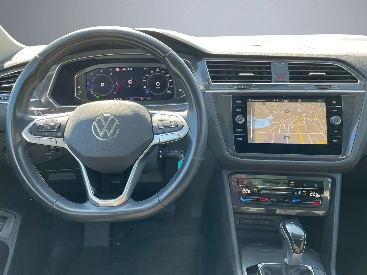 Volkswagen Tiguan Allspace Life 2.0 TDI DSG AHZV Pano Kamer 10