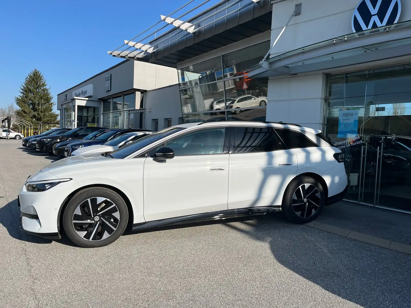 Volkswagen ID.7 Tourer Pro S 210 kW Business Alb - 2
