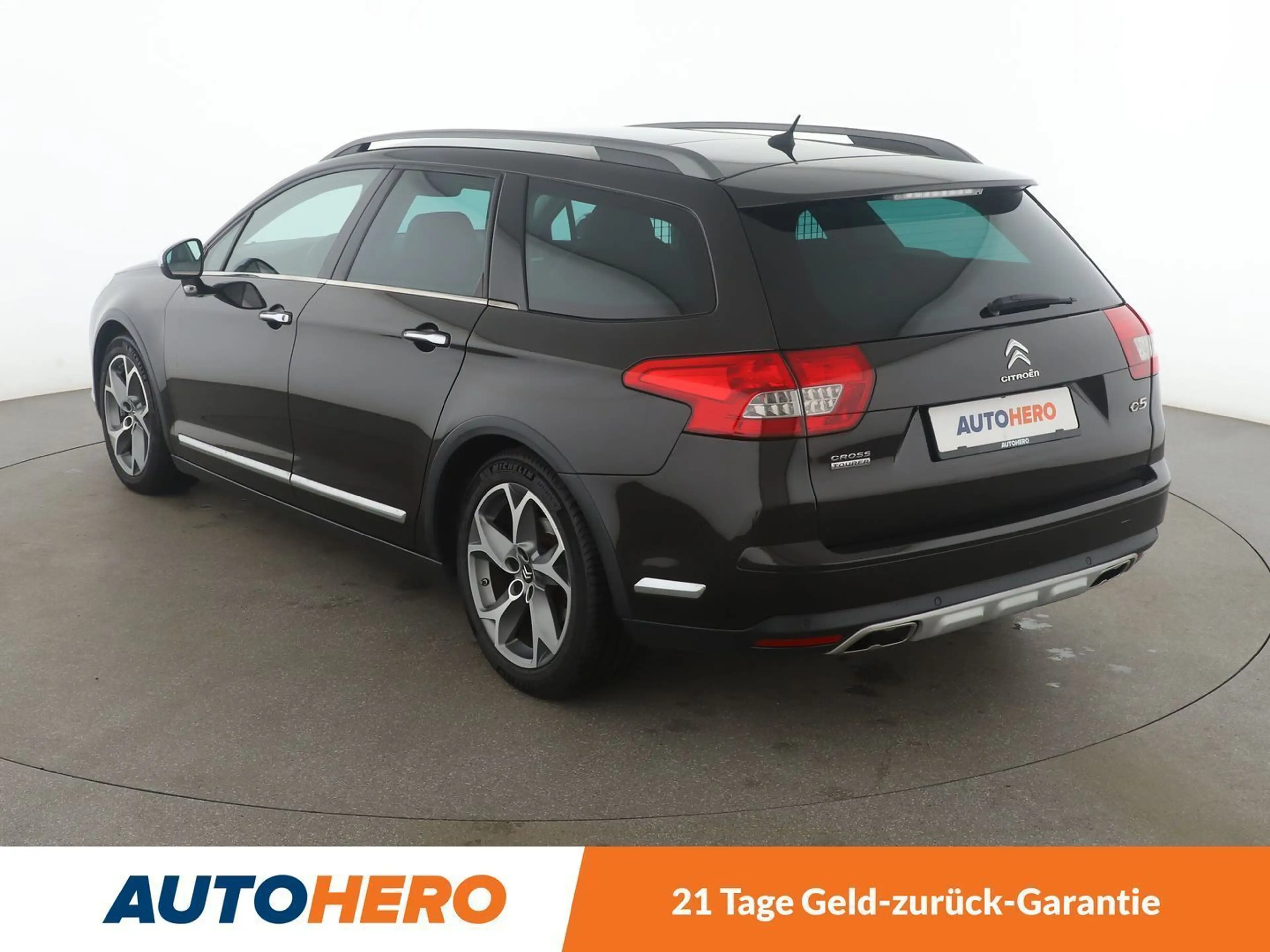 Citroen C5 2.2 HDi Aut.*NAVI*CAM*PDC*SHZ*TEMPO*PANO* — photo 4