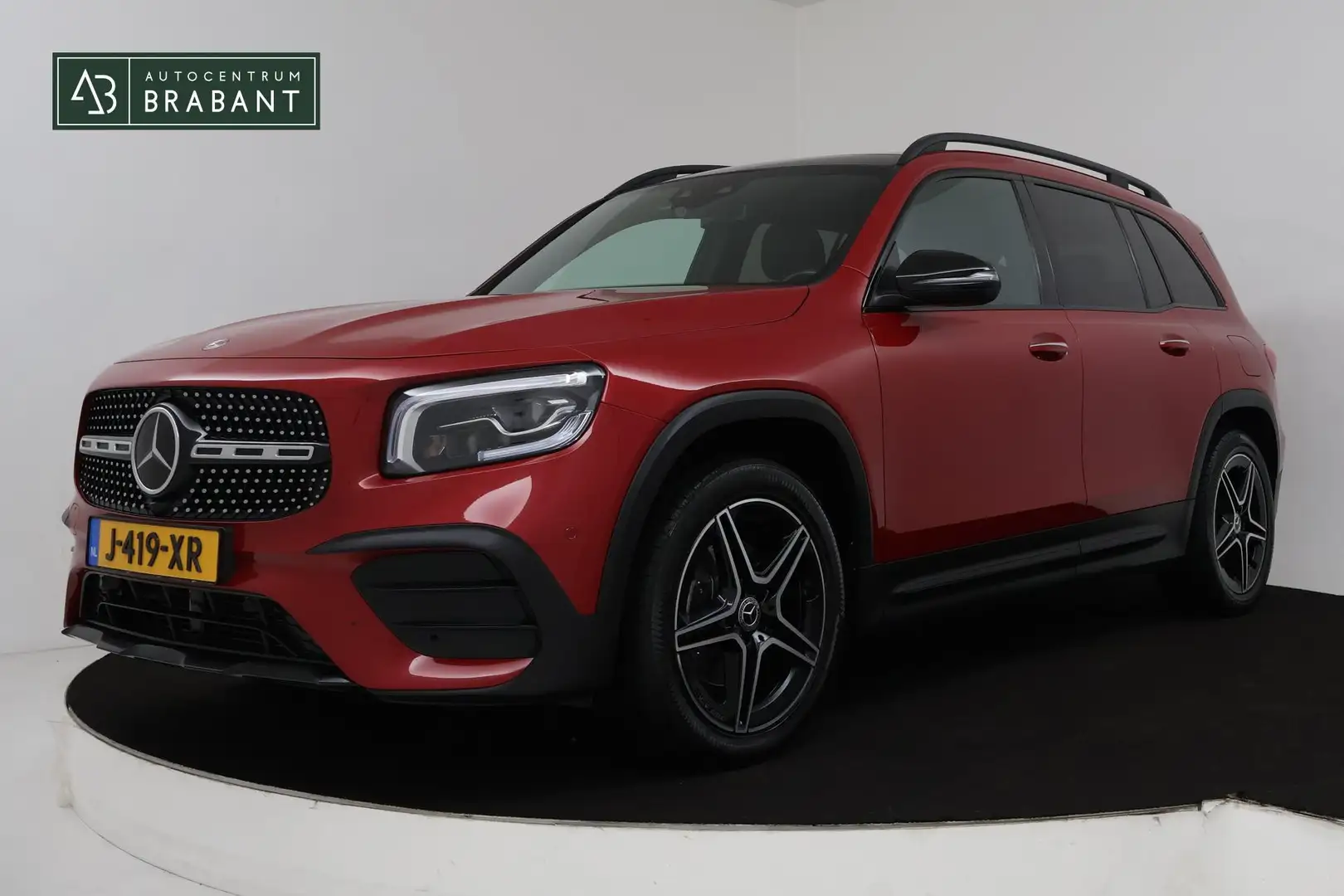 Mercedes-Benz GLB 200 Business Solution AMG (PANORAMADAK, SFEERVERLICHTI Piros - 1