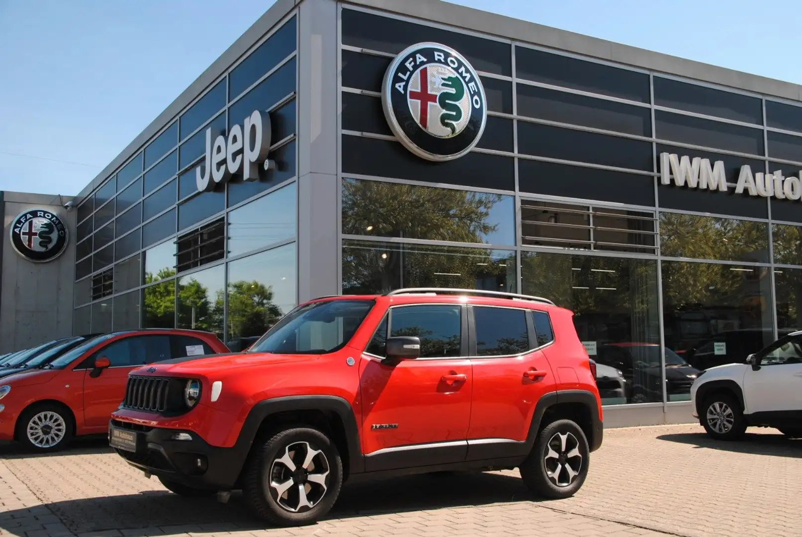 Jeep Renegade Trailhawk Plug-In-Hybrid 4xe PANO-DACH Rot - 1