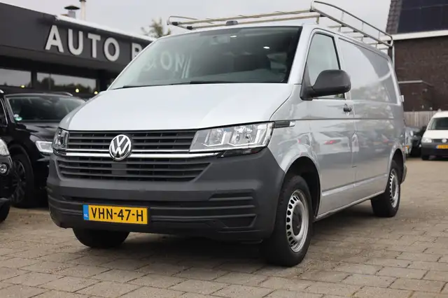 Volkswagen T6.1 Transporter 2.0 TDI L1H1 AIRCO | CRUISE | CARPLAY | TREKHAAK