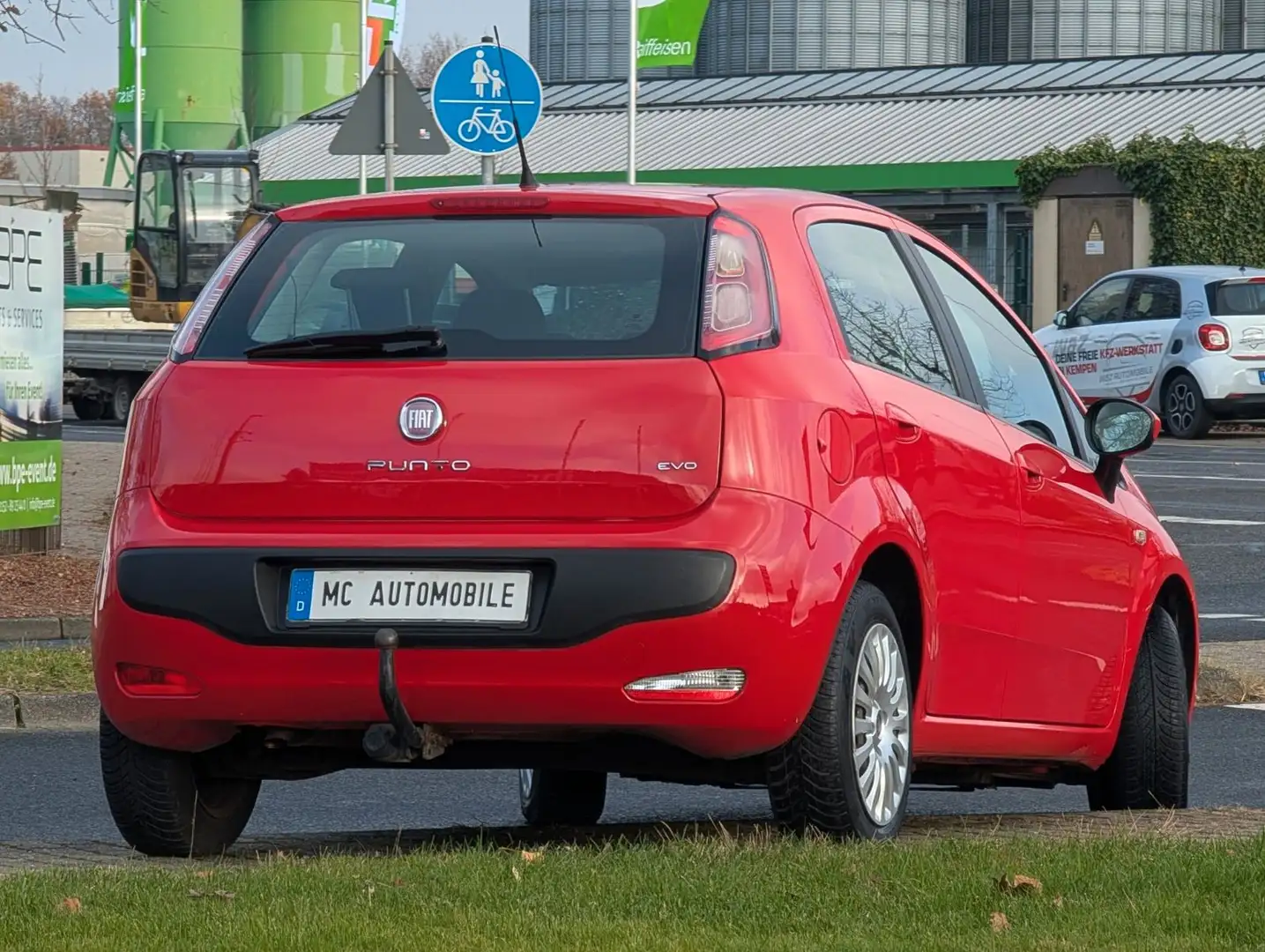 Fiat Punto Evo Dynamic*AUTOMATIK*KLIMA*AHK*RADIO-CD ! Roşu - 2