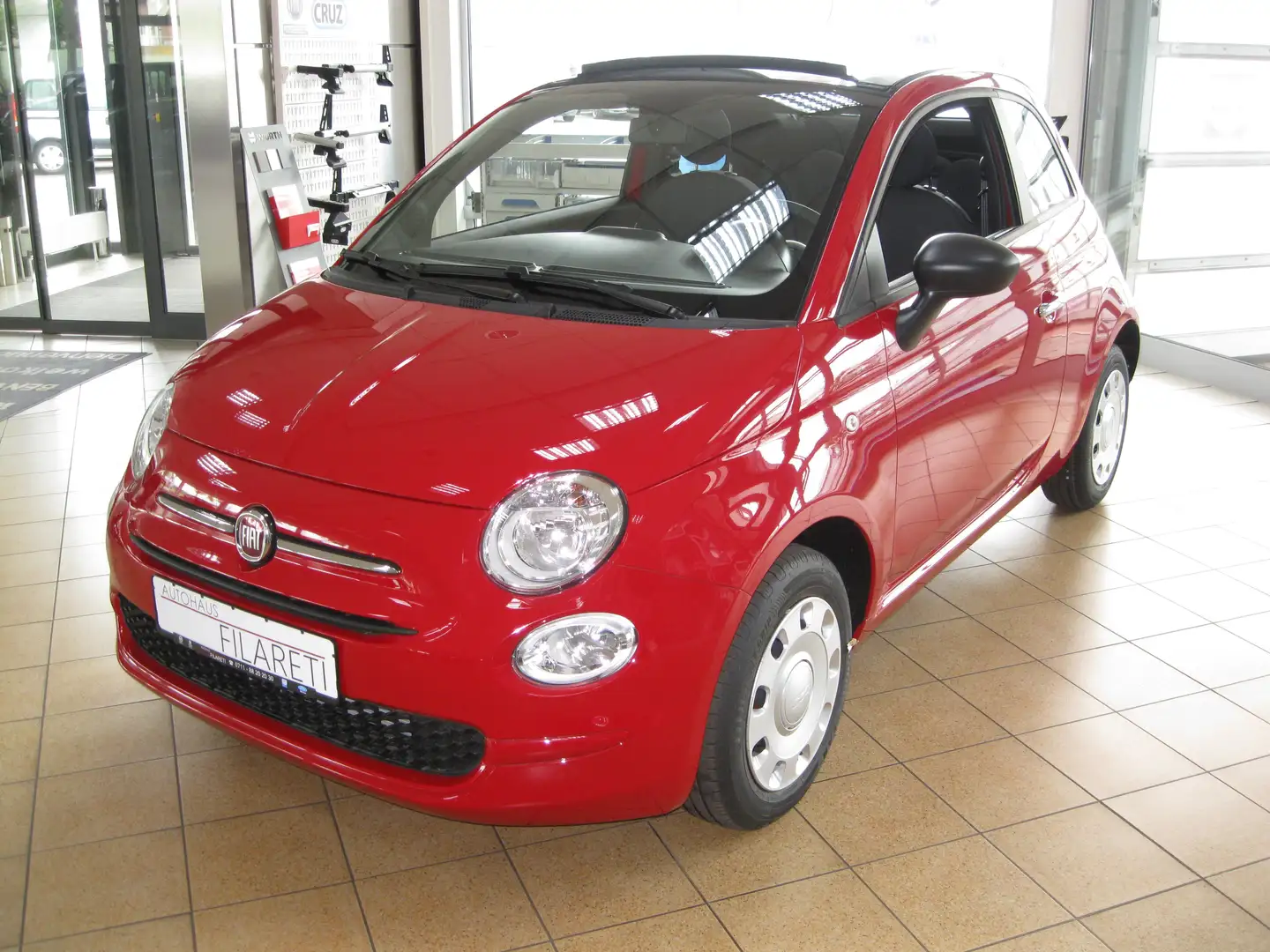 Fiat 500C MY24 1.0 GSE Hybrid 51 kW (70 PS) Klima-ZV-CarPlay crvena - 1