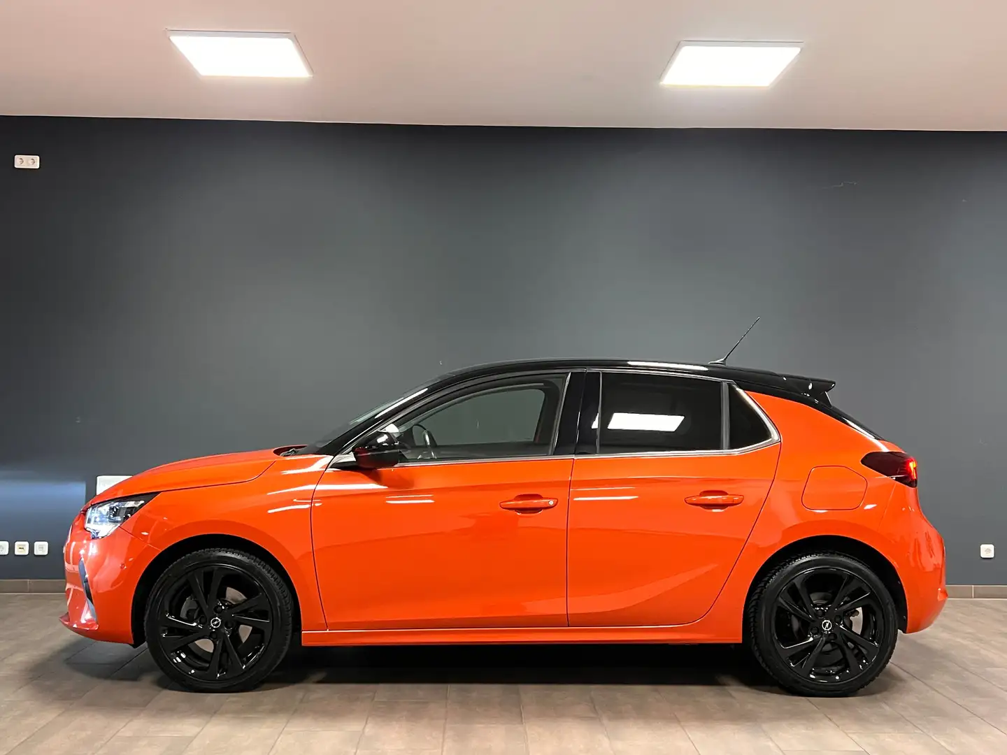 Opel Corsa F 1.2 Elegance / LED / 360° / KEYLESS / SHZ / Orange - 2