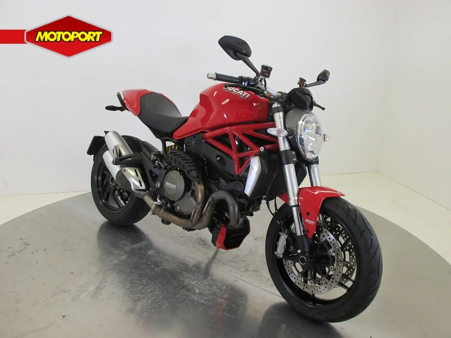 Ducati Monster 1200 Rood - 2
