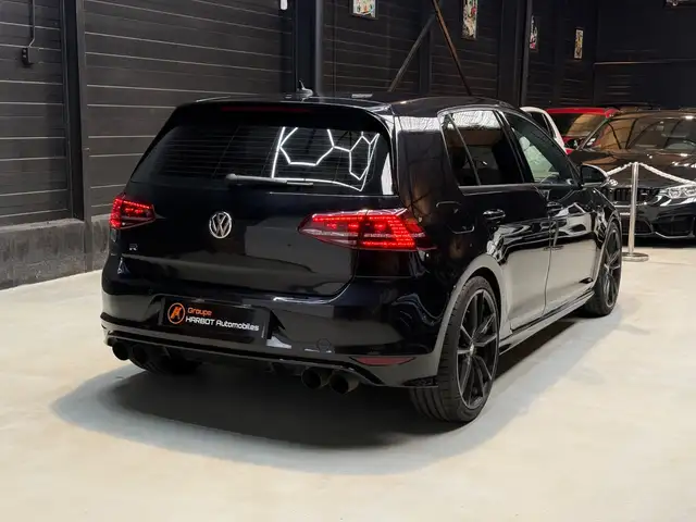 Volkswagen Golf view 6