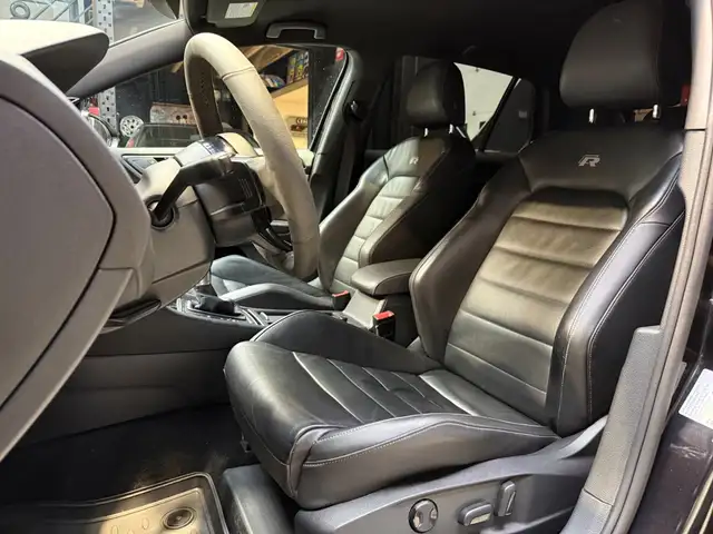 Volkswagen Golf view 7