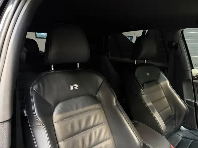 Volkswagen Golf view 13