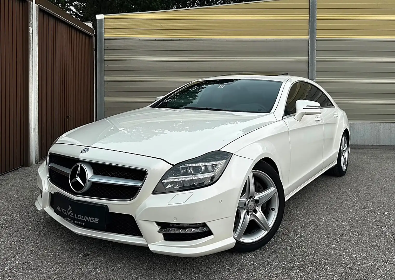 Mercedes-Benz CLS 350 CDI BlueEfficiency Aut. DPF Weiß - 1