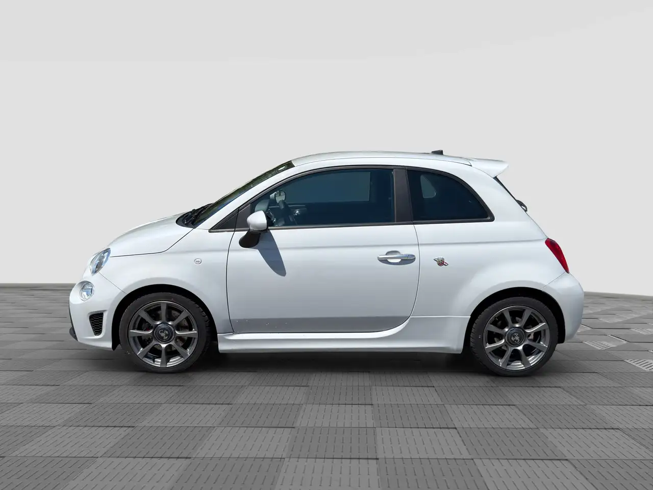 Abarth 595 2022