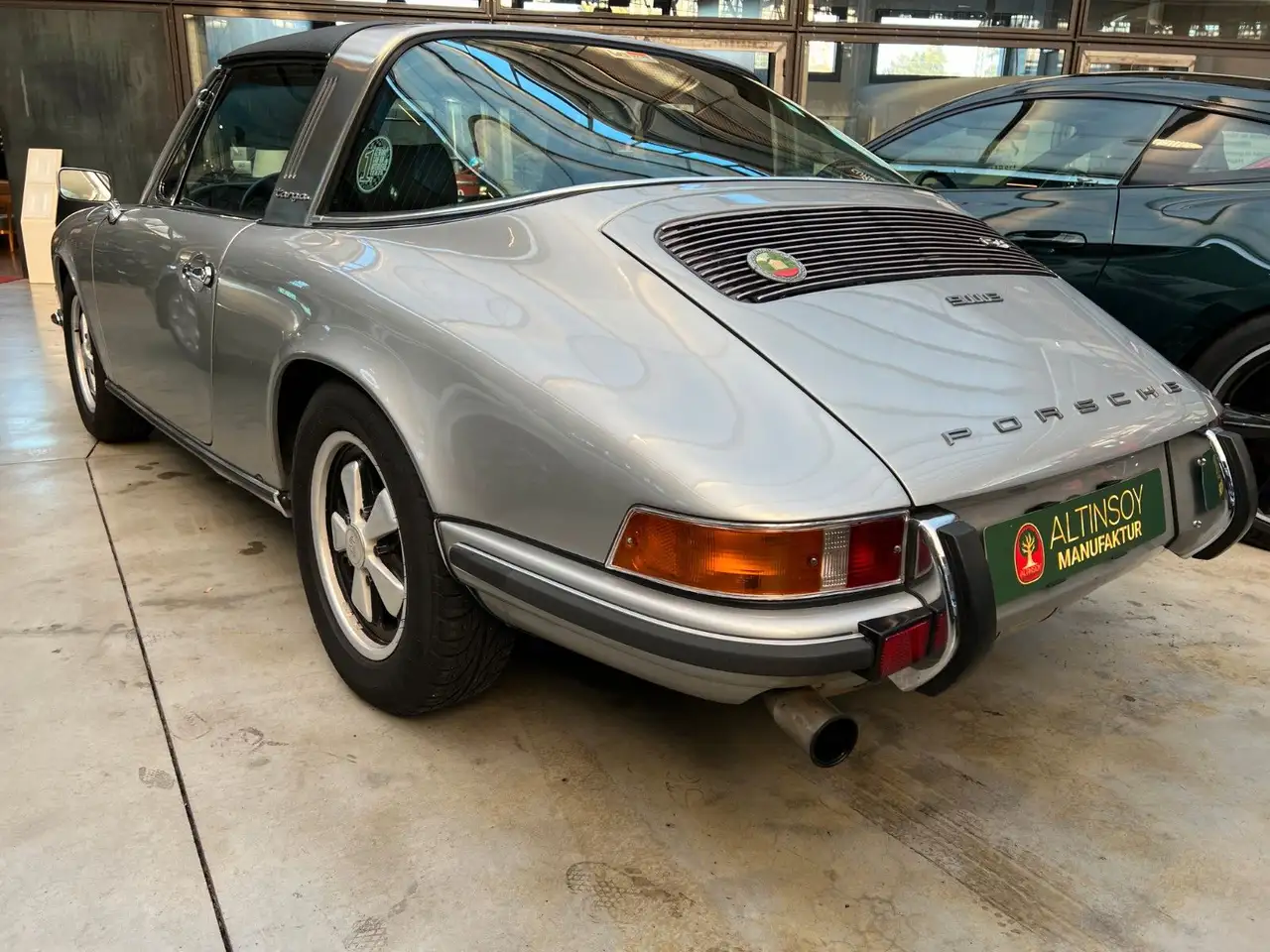 Porsche 911 E 5.Gang 2.4 L Ölklappe Match.Num,Frame OFF, foto 5