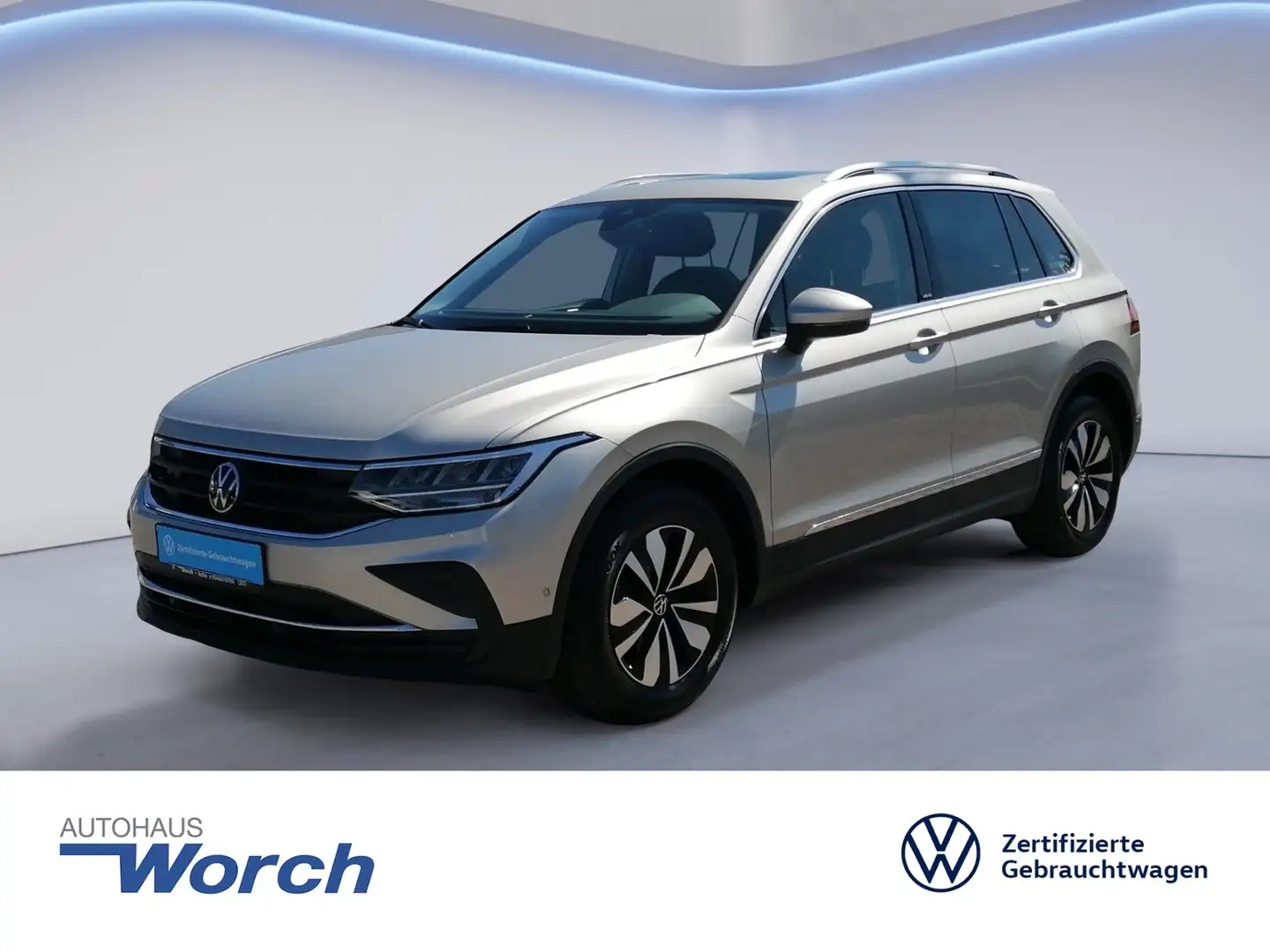 Volkswagen Tiguan 2.0 TDI DSG Move PANO+STHZ+KAMERA Silber - 1