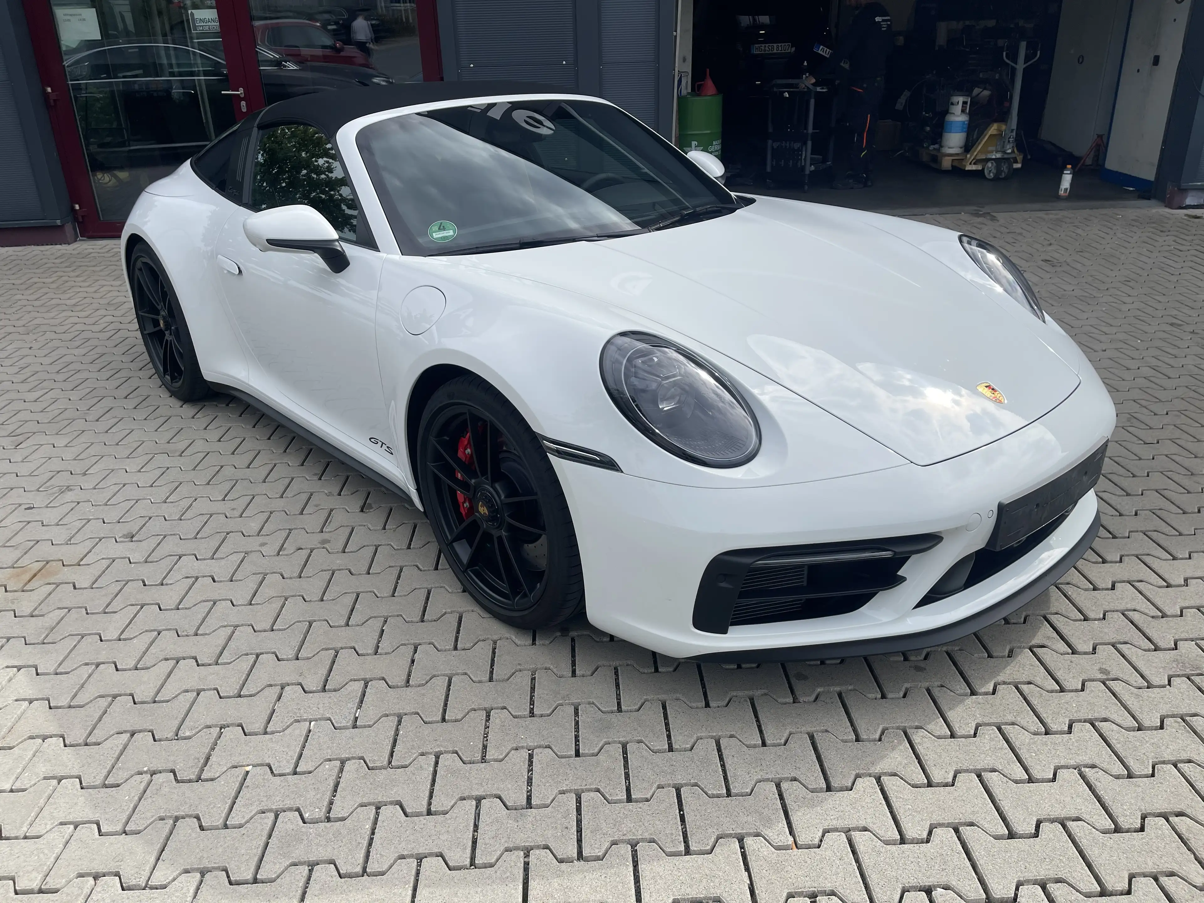 Porsche 992 911 Coupe 911 Targa 4 GTS 1 Hand Mwst — photo 4