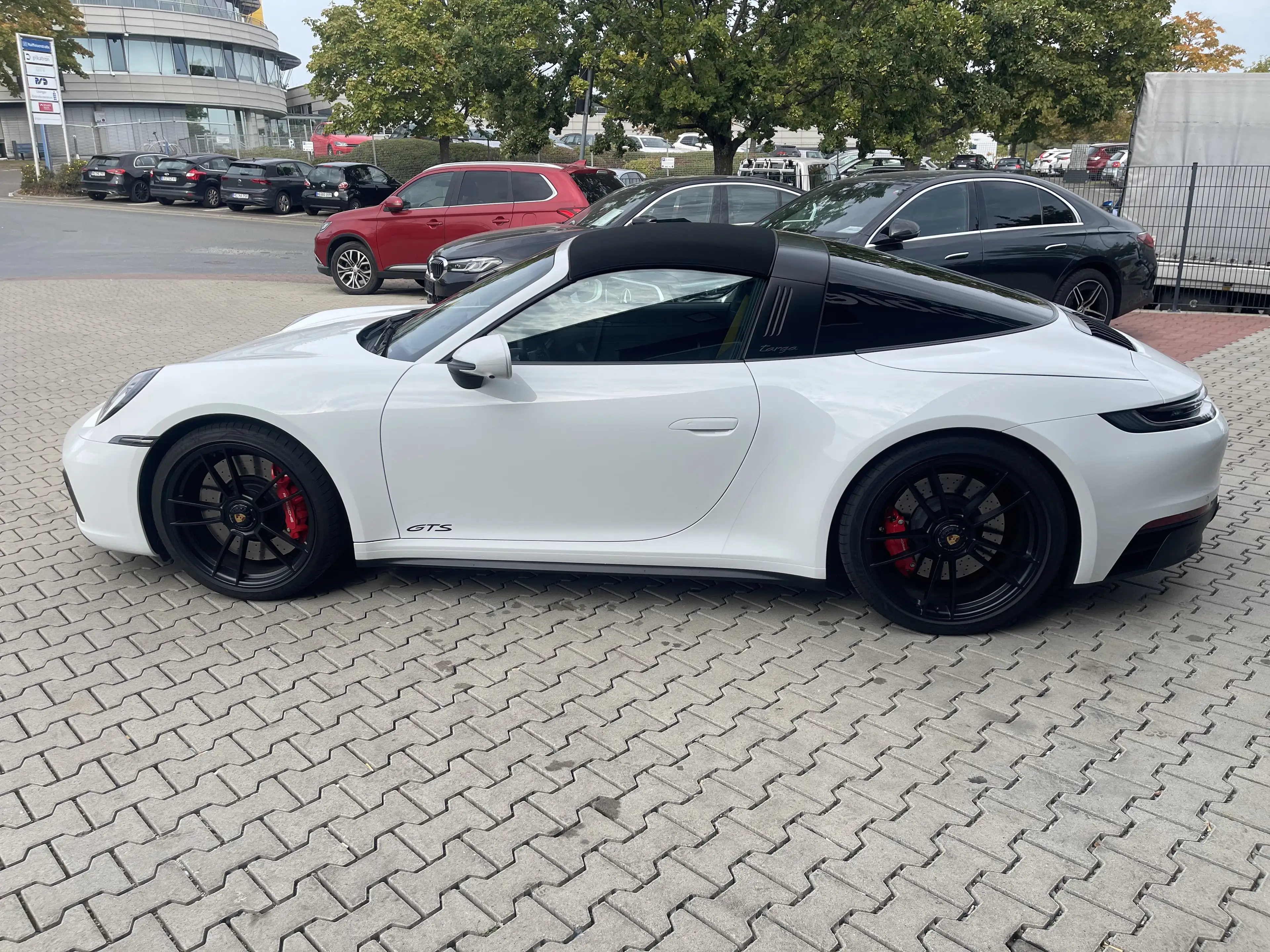Porsche 992 911 Coupe 911 Targa 4 GTS 1 Hand Mwst — photo 8