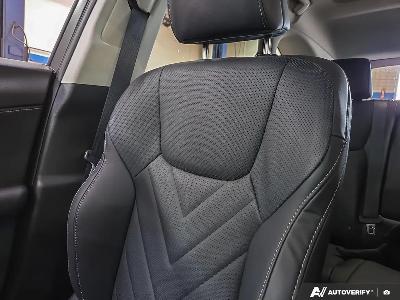 Lexus NX photo Lexus NX