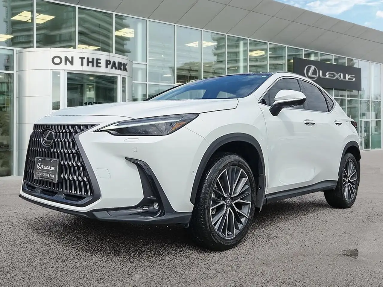 Lexus NX photo Lexus NX