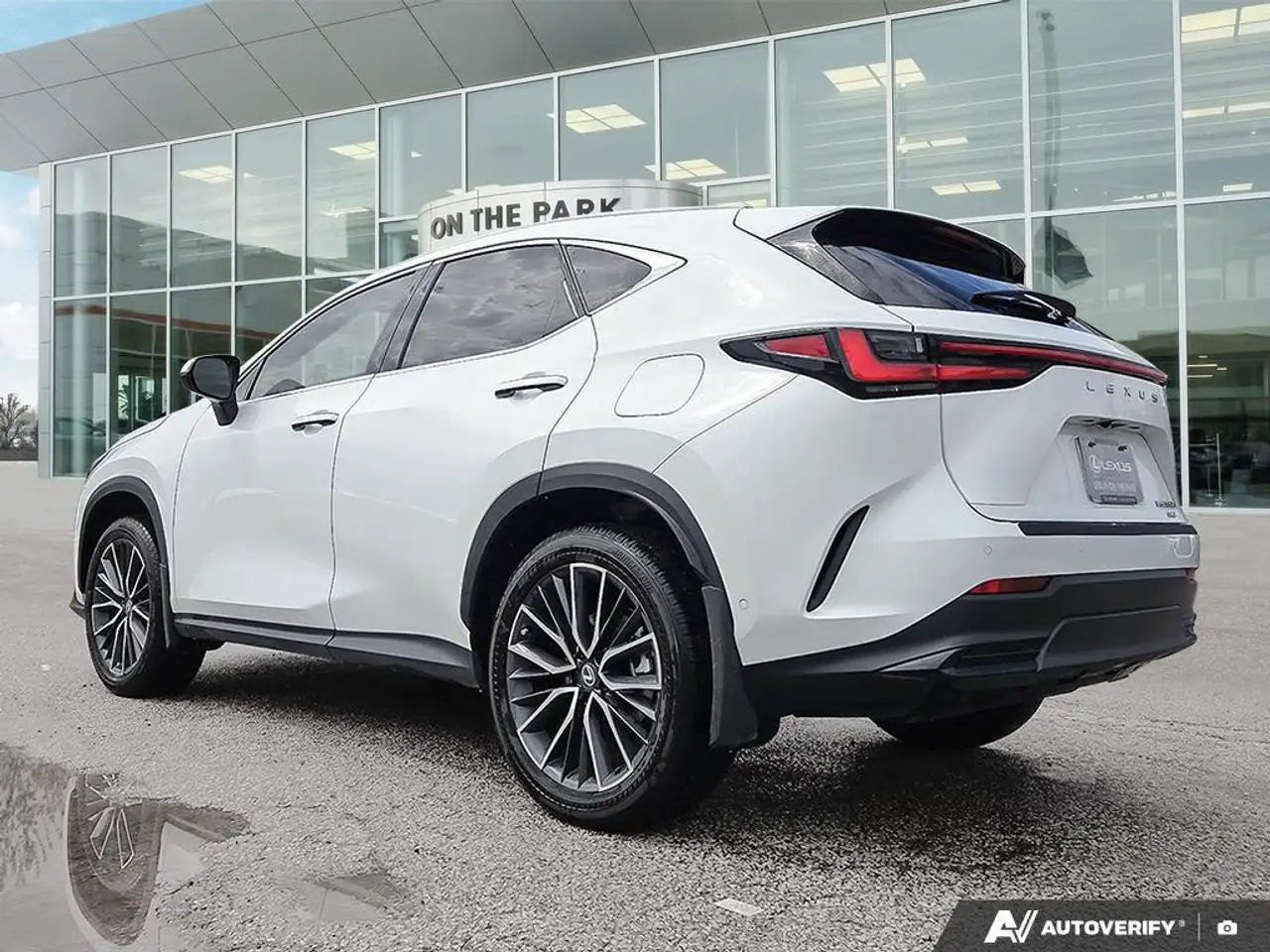 Lexus NX photo Lexus NX