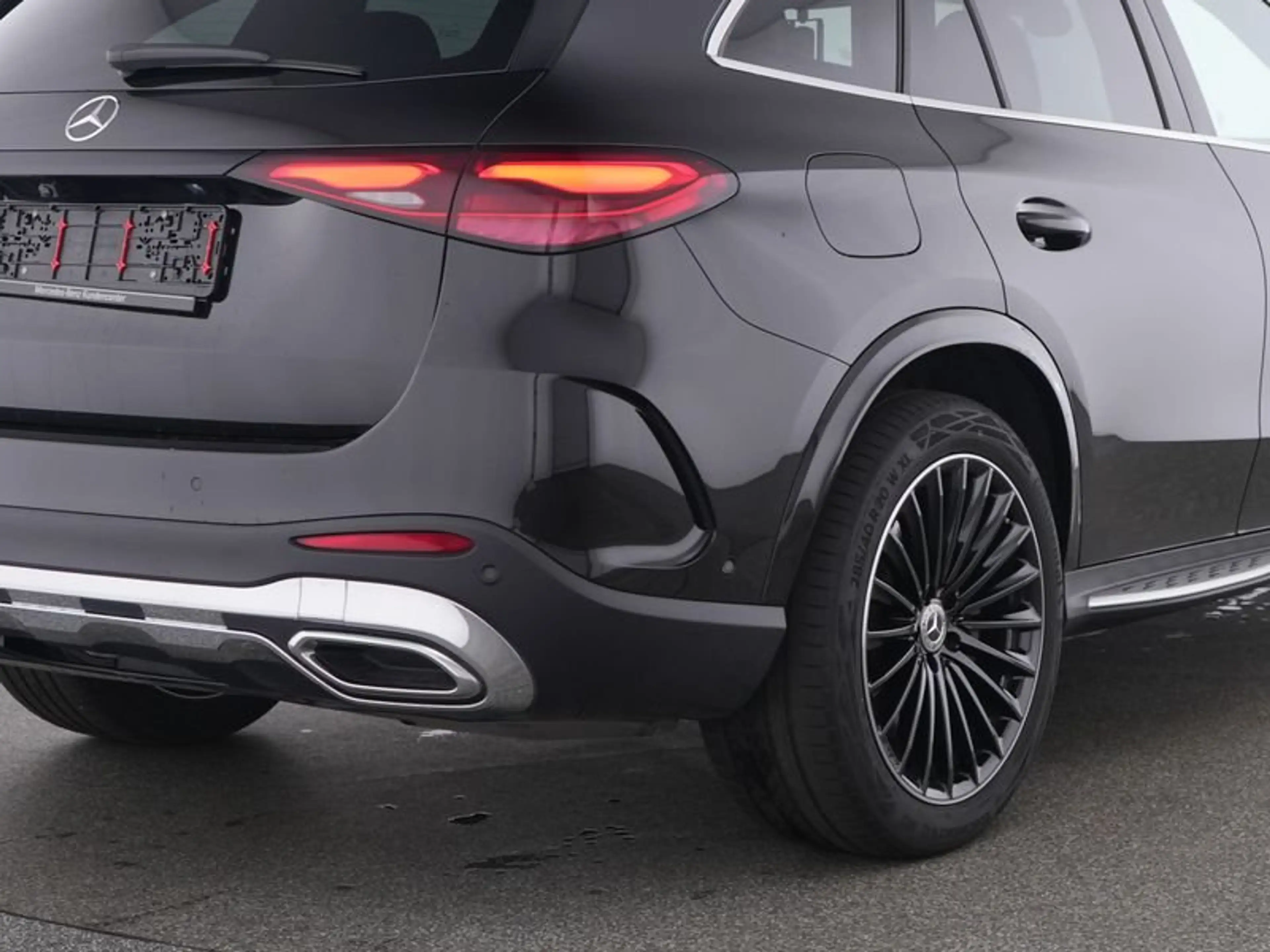 Mercedes-Benz GLC 450 d 4M AMG Pano/AHK/MBUX/20"/Kamera/Ambien — photo 4