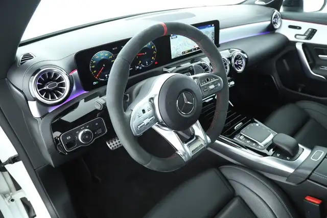 Mercedes-Benz CLA 45 AMG 4MATIC SB PERFORMANCE PANO NIGHT 19ZOLL Ansicht 9