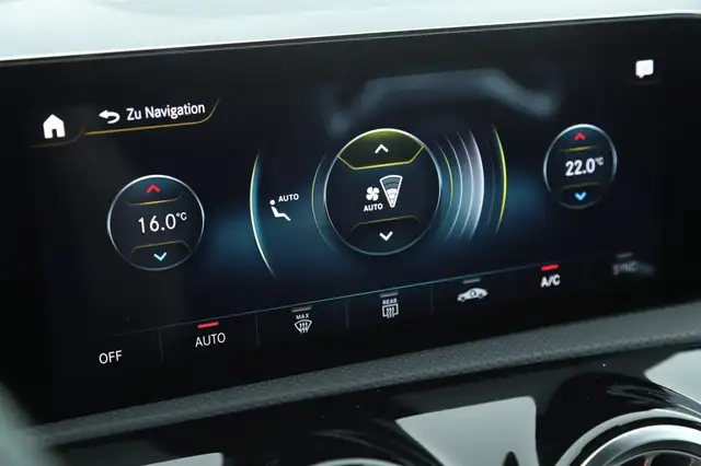 Mercedes-Benz CLA 45 AMG 4MATIC SB PERFORMANCE PANO NIGHT 19ZOLL Ansicht 17