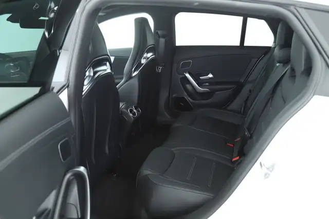 Mercedes-Benz CLA 45 AMG 4MATIC SB PERFORMANCE PANO NIGHT 19ZOLL Ansicht 11