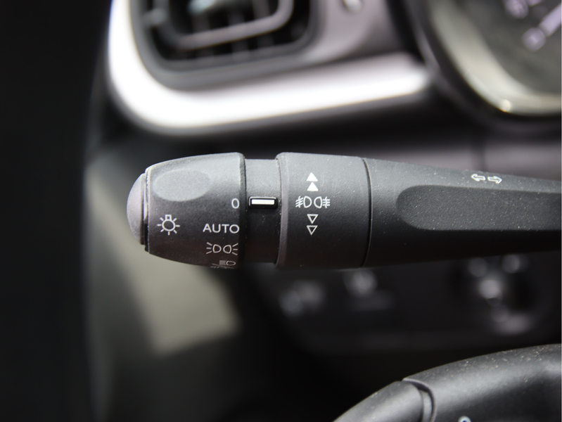 Citroen C3 1.2 PureTech S&S Feel Edition Nw. Distri, Carplay, — photo 16