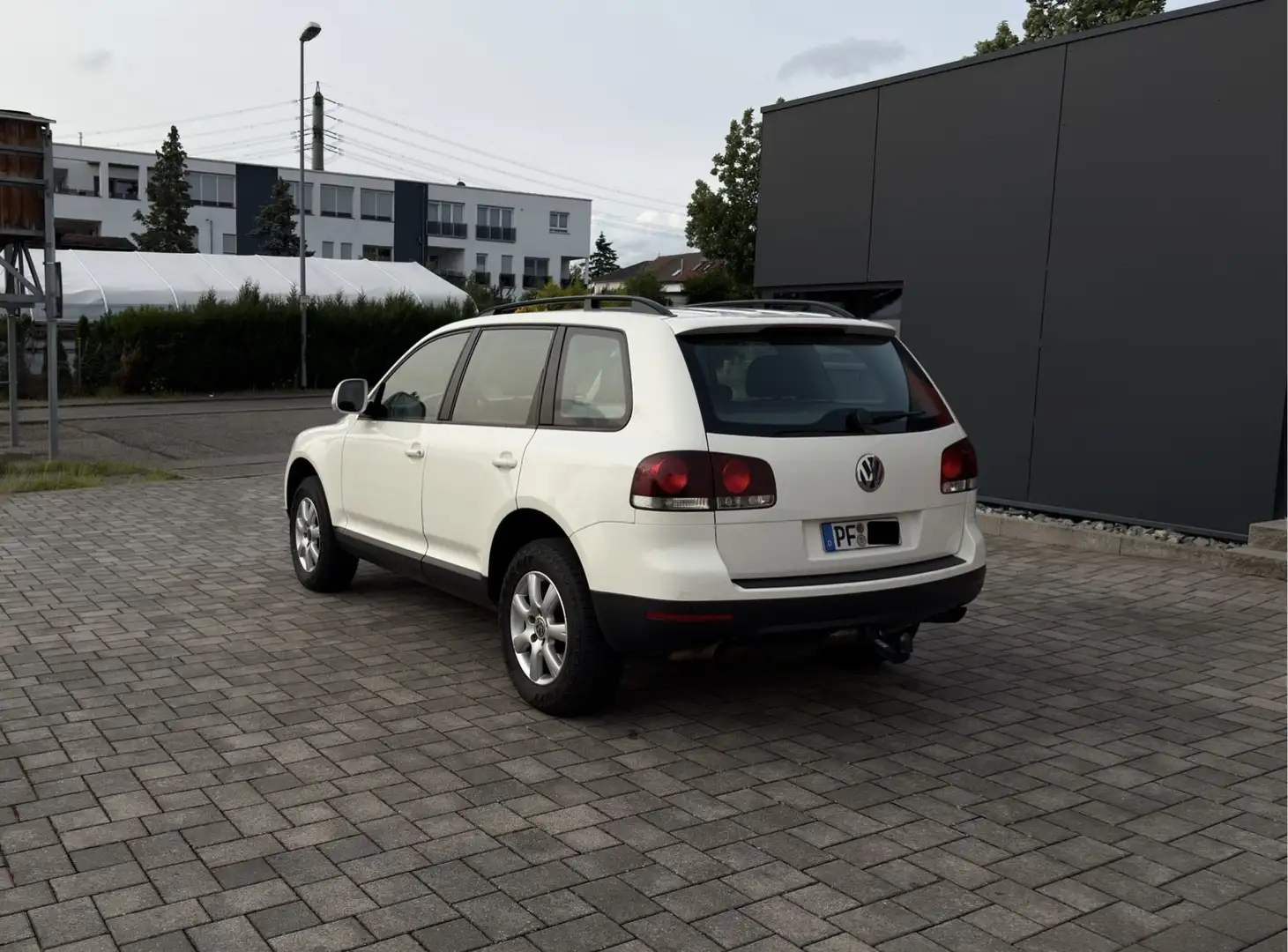 Volkswagen Touareg 3.0 TDI ACC Luft AHK Xenon Leder Scheckheft 3-Hand Weiß - 2