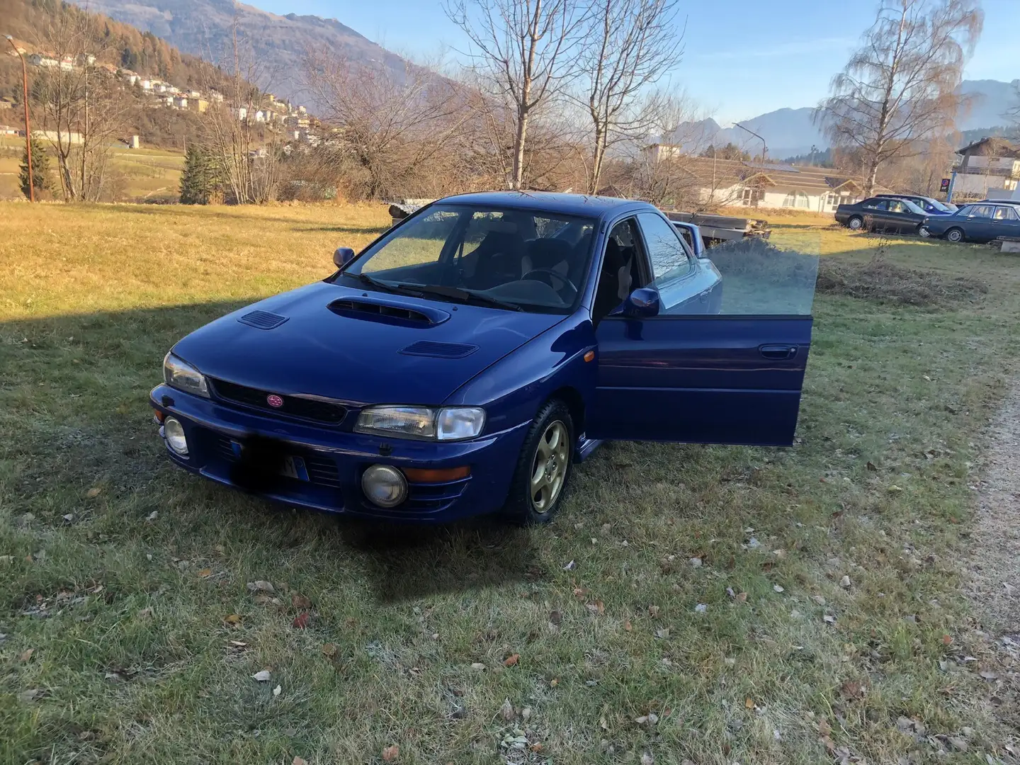 Subaru Impreza CW 2.0 turbo c/2airbag 4wd Bleu - 1