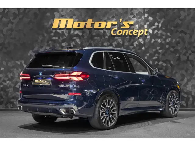 BMW X5 X5 view 2