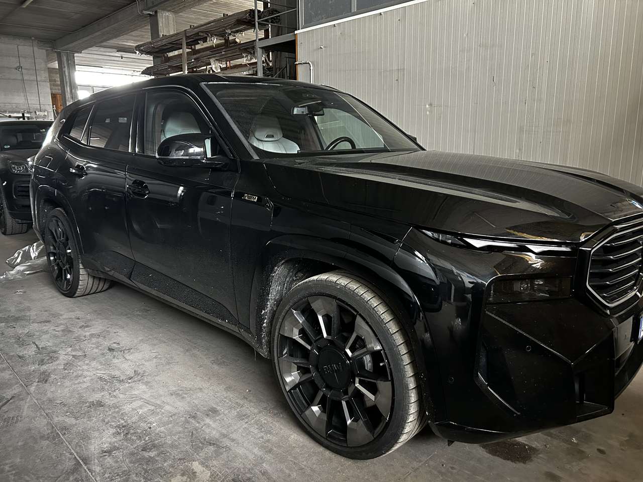 BMW XM 4.4 phev auto