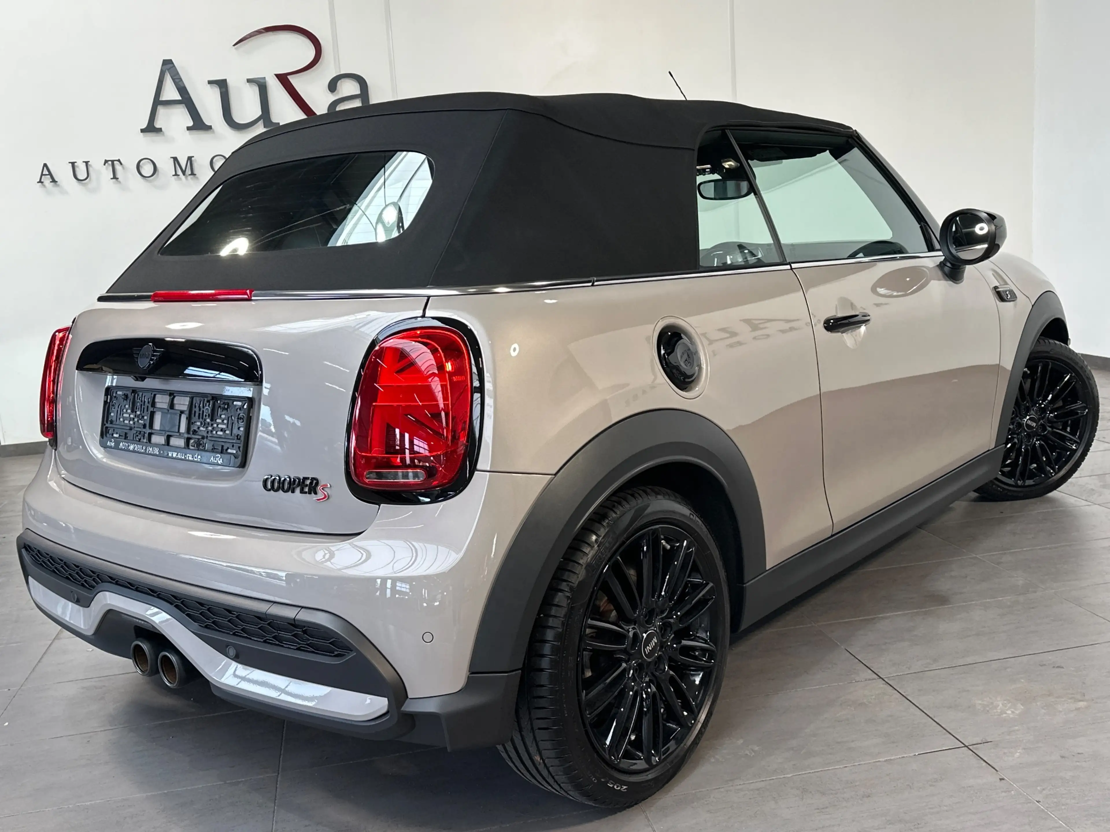 MINI Cooper S Cabrio Aut. Classic Trim NAV+LED+HUD+KAM+SHZ+KEYLESS — photo 5