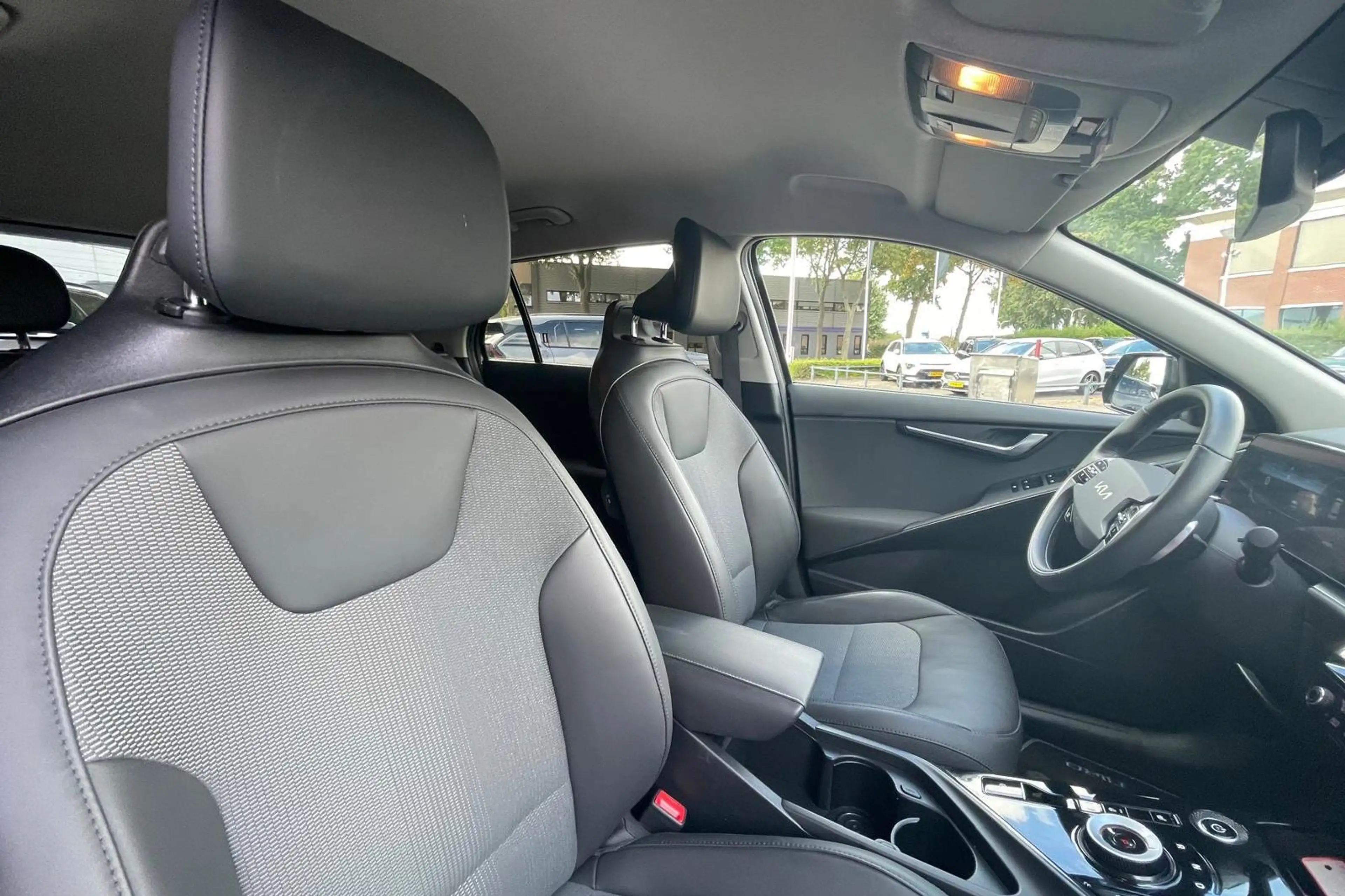 Kia e-Niro EV Edition 64.8 kWh | Trekhaak | SOH | Tot 10 jaar — photo 14