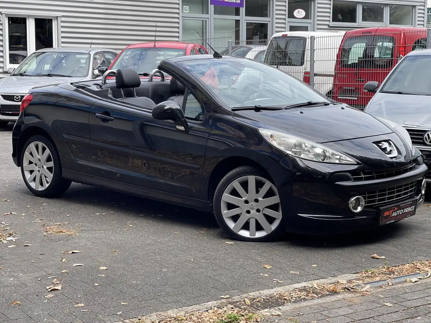Peugeot 207 CC Cabrio-Coupe 1.6 +TÜV NEU+KLIMA+PDC+ SHZ+ E- - 2