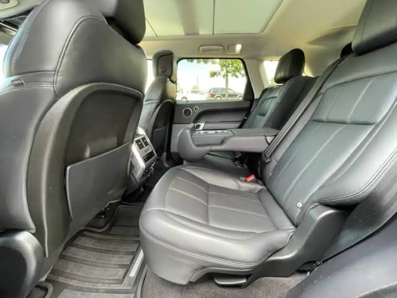 Land Rover Range Rover Sport fotografie Land Rover Range Rover Sport
