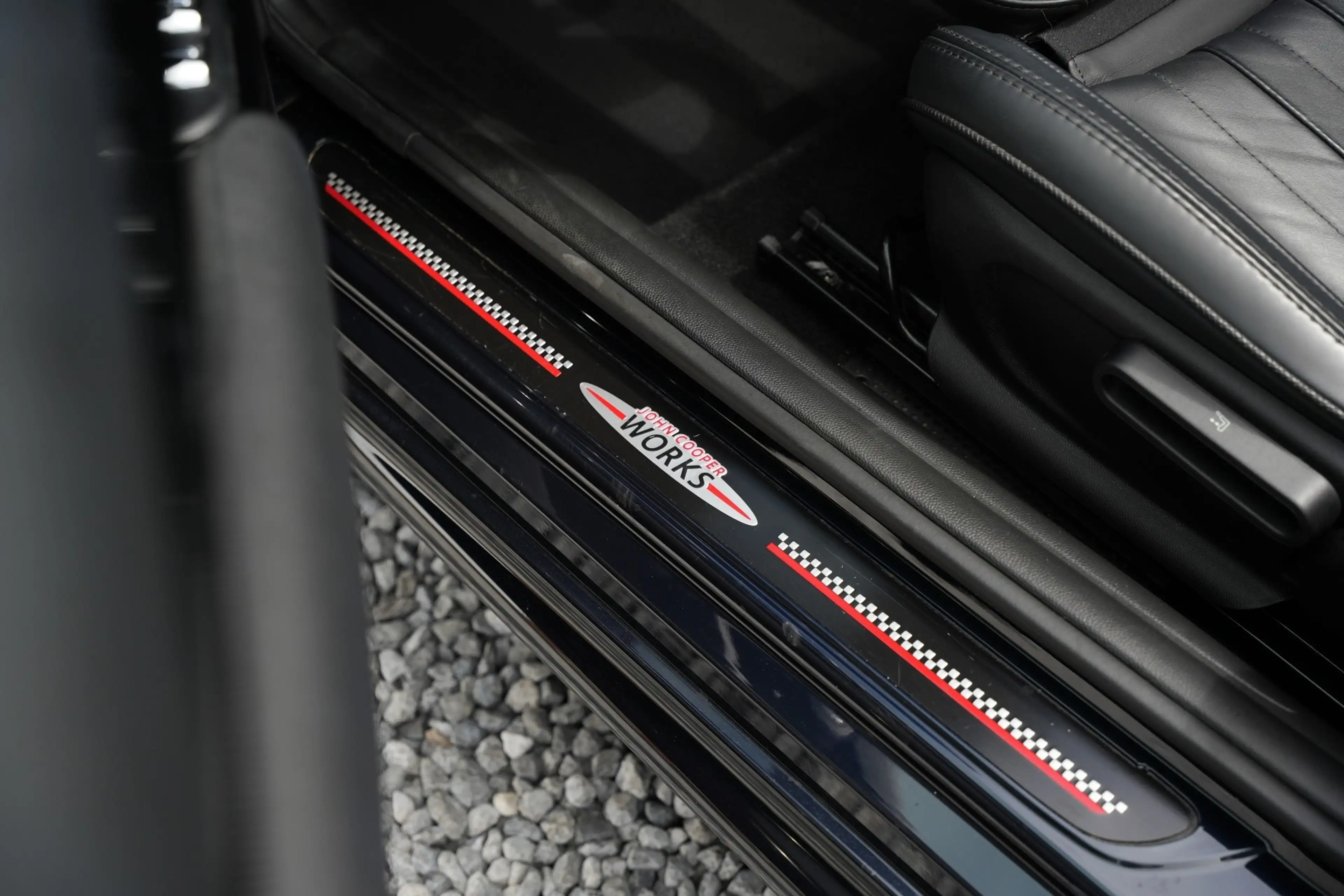 MINI John Cooper Works Cabrio 2.0 JCW CHILI /LED/HAR-KAR/LEDER/PDC/CARPLAY — photo 12