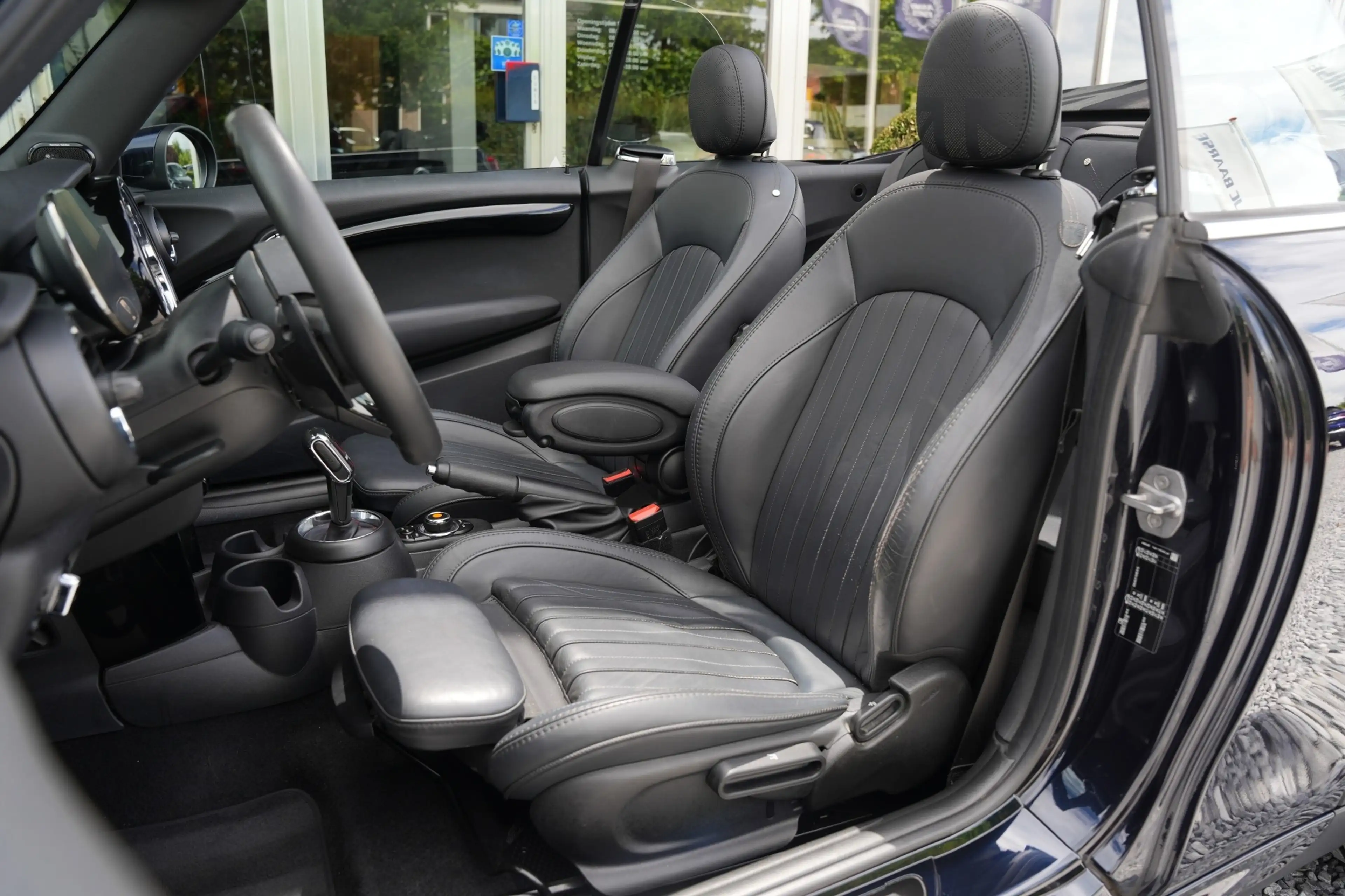 MINI John Cooper Works Cabrio 2.0 JCW CHILI /LED/HAR-KAR/LEDER/PDC/CARPLAY — photo 13