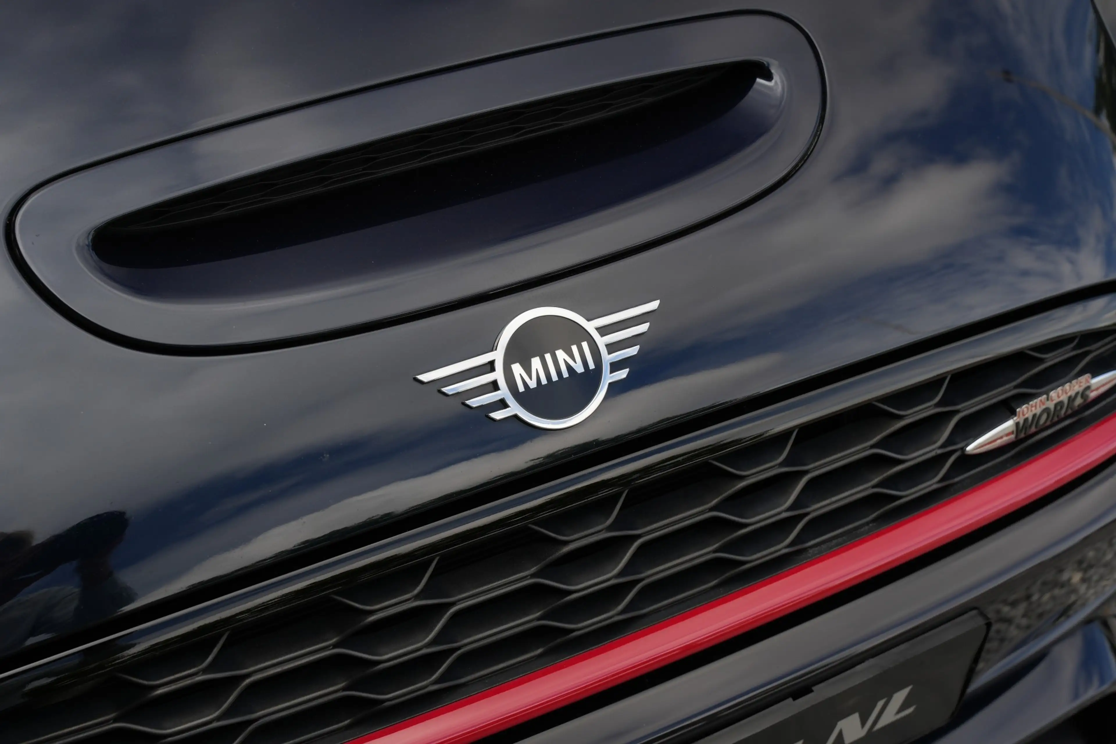MINI John Cooper Works Cabrio 2.0 JCW CHILI /LED/HAR-KAR/LEDER/PDC/CARPLAY — photo 10