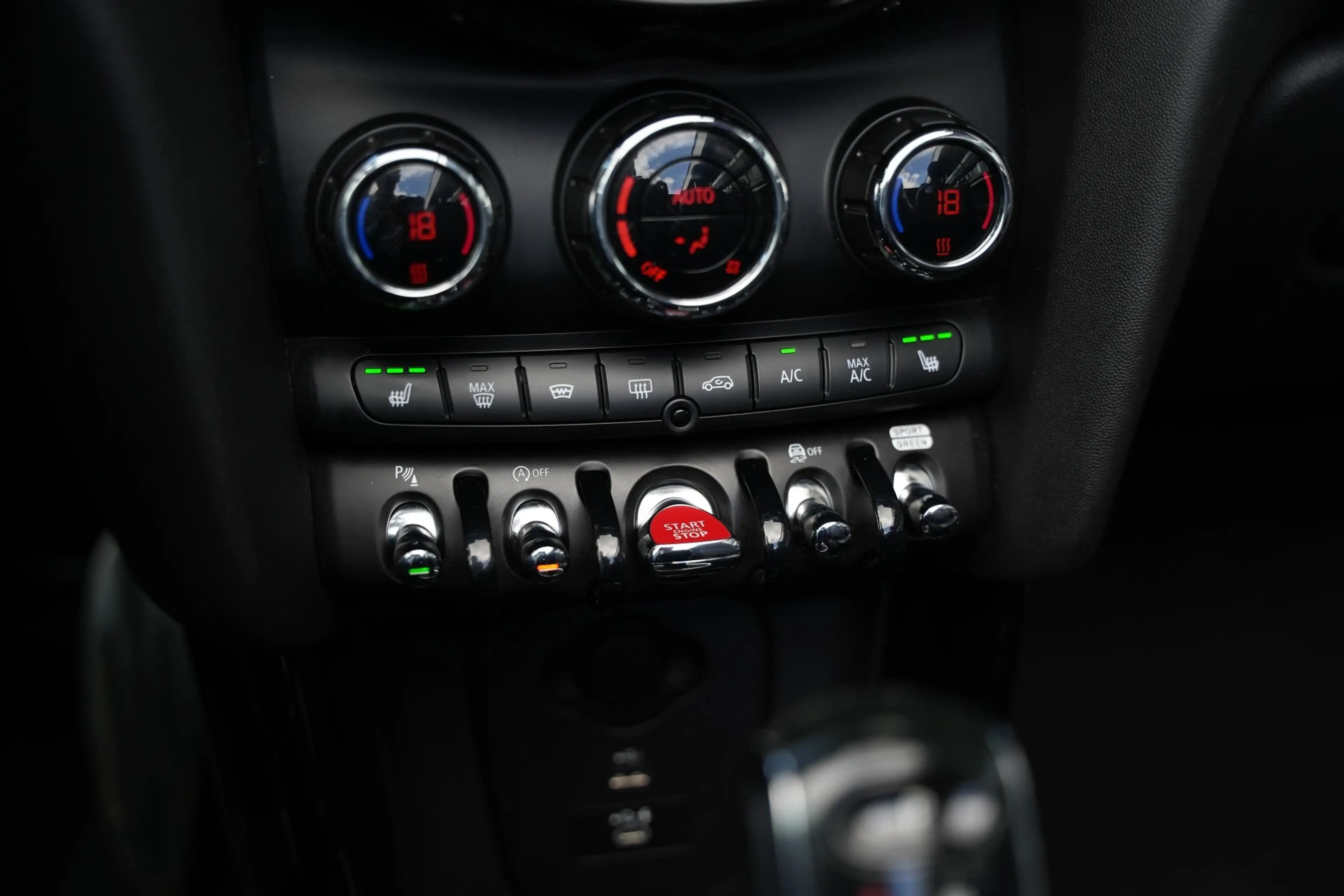 MINI John Cooper Works Cabrio 2.0 JCW CHILI /LED/HAR-KAR/LEDER/PDC/CARPLAY — photo 20