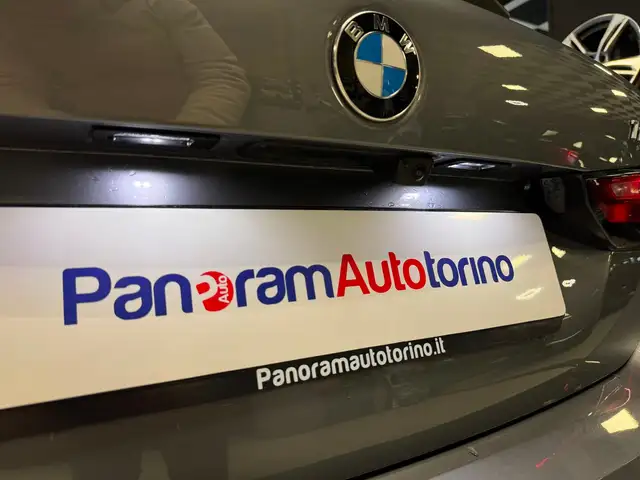 BMW 1 Series view 9