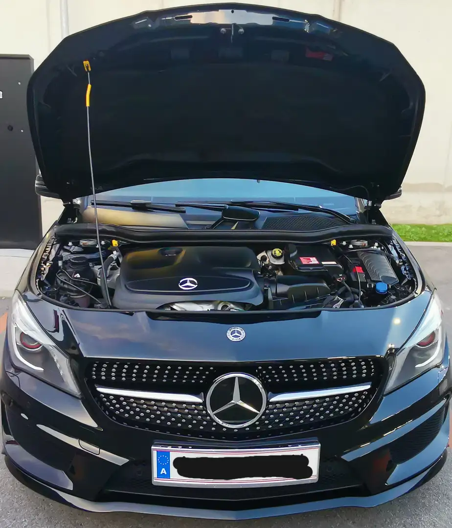 Mercedes-Benz CLA 200 CLA 200 Shooting Brake Schwarz - 1