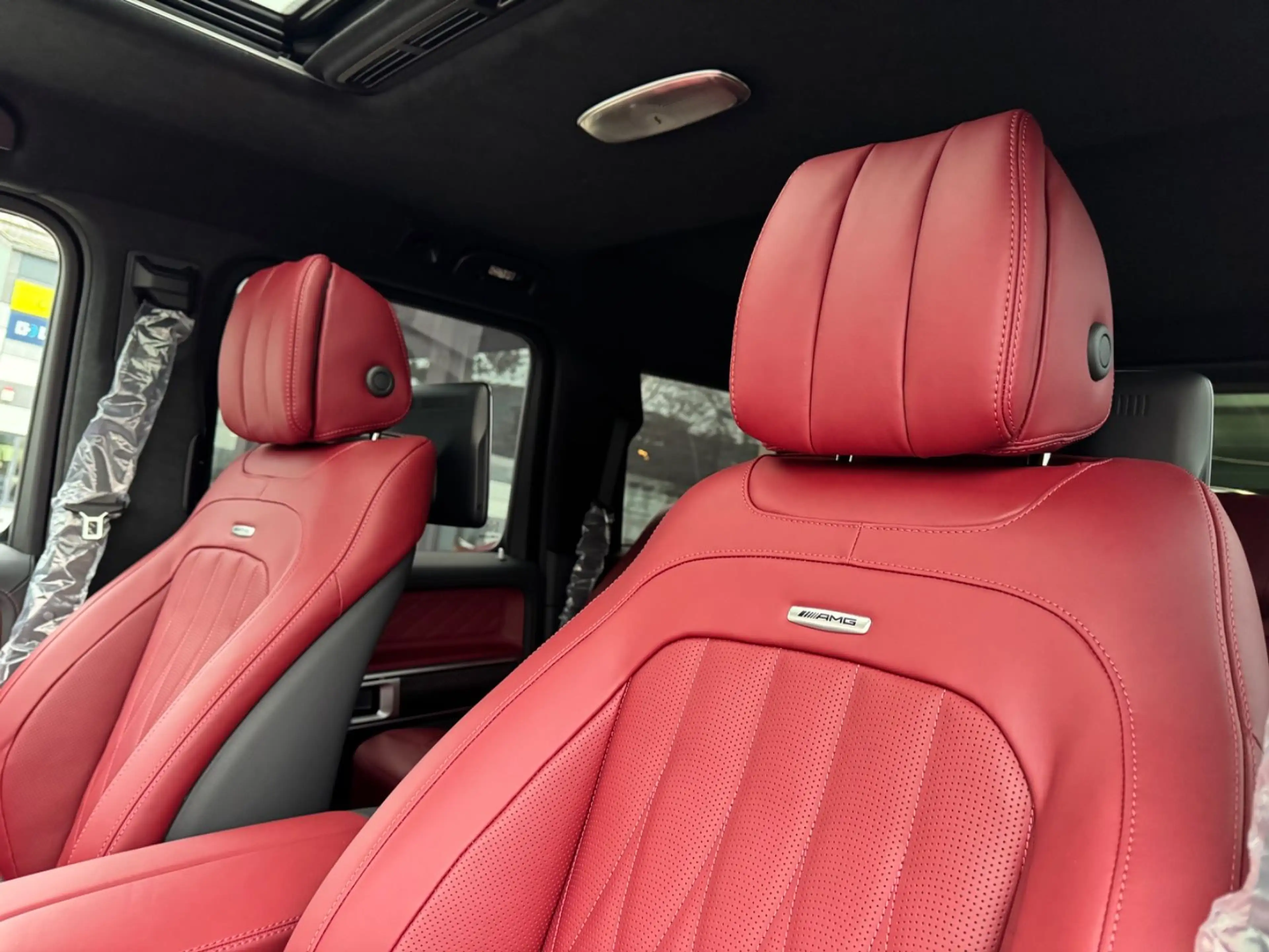 Mercedes-Benz G 63 AMG MY26|ROT|CARBON EXTERIOR|WINTER PACK|ACTIVE RIDE — photo 11