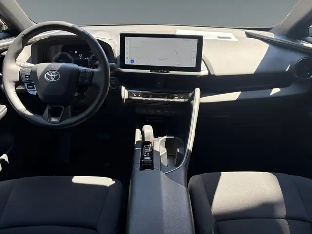 Toyota C-HR view 11