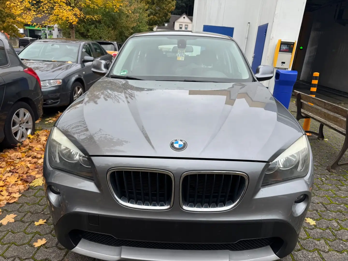 BMW X1 Baureihe X1 18 i sDrive Navigation Grau - 2