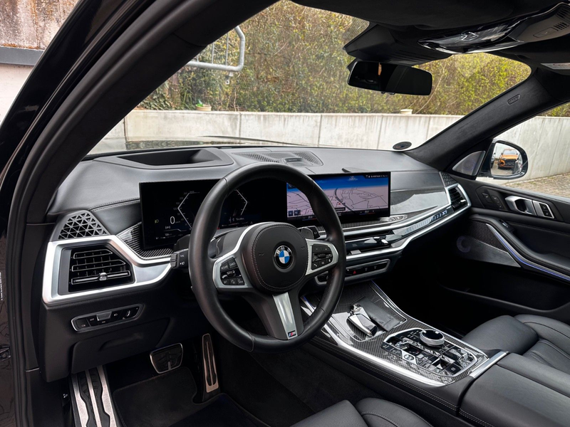 BMW X7 xDr40d M Sport PANO-SKY*B&W*Massage*Sitzklima — photo 2