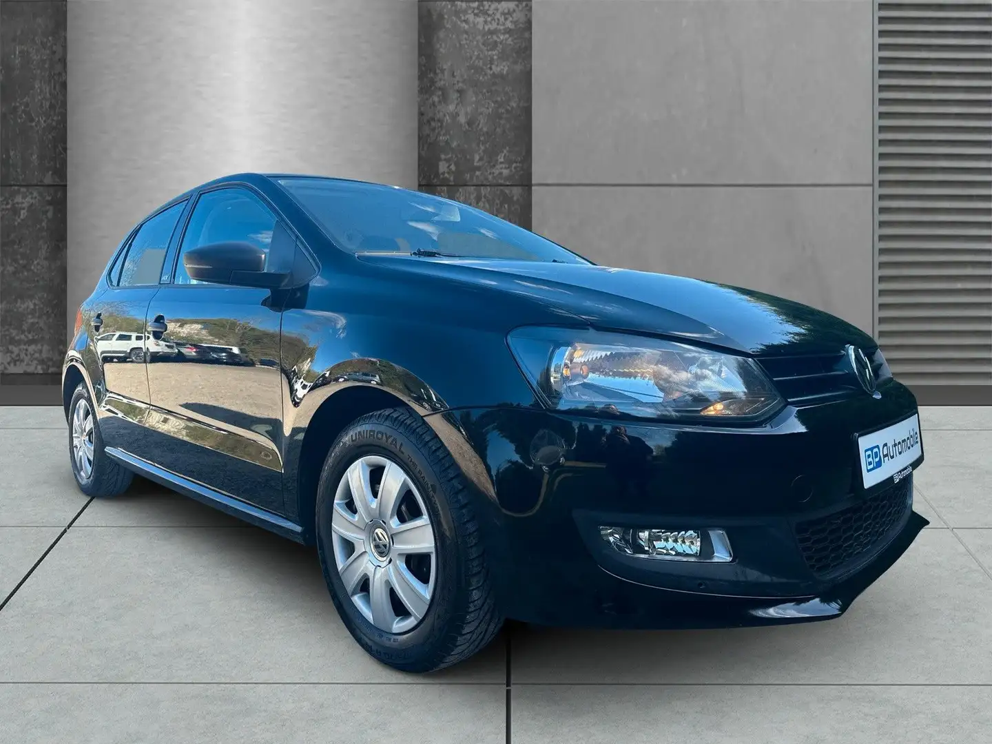 Volkswagen Polo V Trendline 1.2 Top Gepflegter 5-Türer Negro - 2