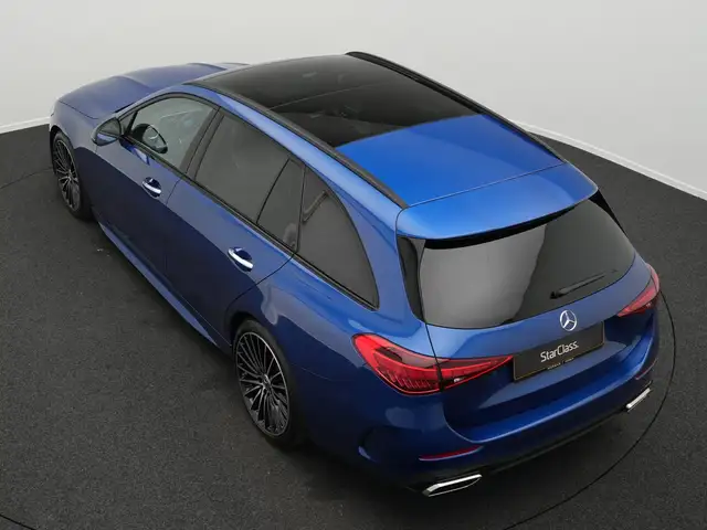 Mercedes-Benz C-Class view 13