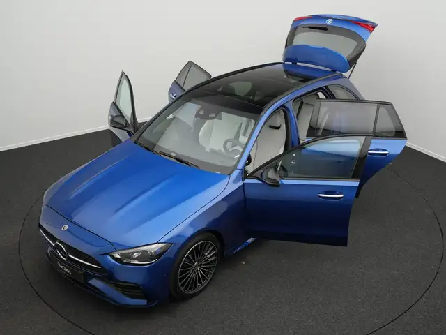 Mercedes-Benz C-Class view 14