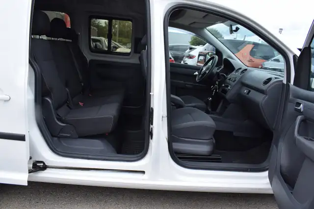Volkswagen Caddy view 6